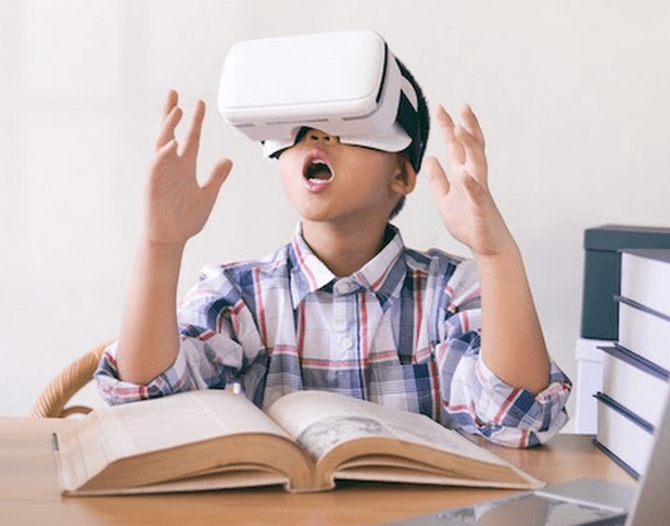 Best Tools for Learning in VR and AR